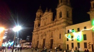 Catedral Primada de Colombia - 밤 Catedral Primada