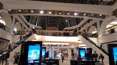 Mall Of The Emirates - Mall view in the main entry