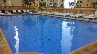 Ramada Plaza Jumeirah Beach - 야외 수영장