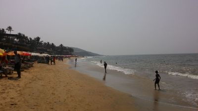 Anjuna beach - Vue sur la plage au sud