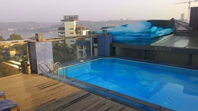 Country Inn & Suites By Carlson Goa Panjim - Rooftop pool