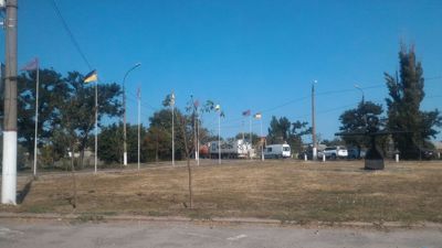 European and Ukrainian flags - Europske i ukrajinske zastave