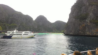 Phi Phi islands, Thai paradise - Maya bay, the most famous beach ever