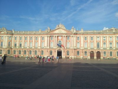 Toulouse the pink city - Capitole