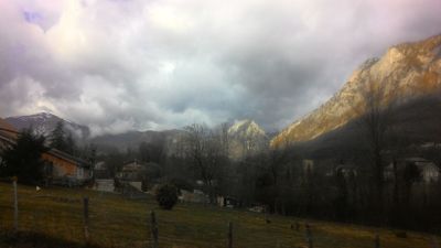 Trip to Pyrenees mountains - Mountains start