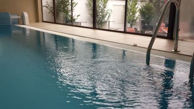 Hotel Pension Alla Lenz - Indoor rooftop pool