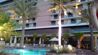 Park Inn Abu Dhabi, Yas Island - 수영장과 건물