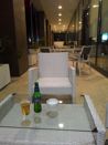 Holiday Inn Express Belgrade - City - Local beer on front terrace
