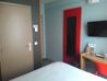 Hotel ibis Paris Boulogne Billancourt - Room lobby from the bed