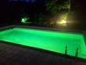 Mercure Hotel Duesseldorf Neuss - 야간 조명 된 야외 수영장